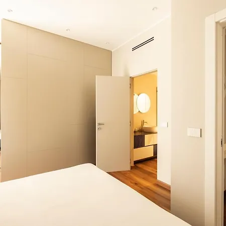 Living - Icona Lagrange * Turín